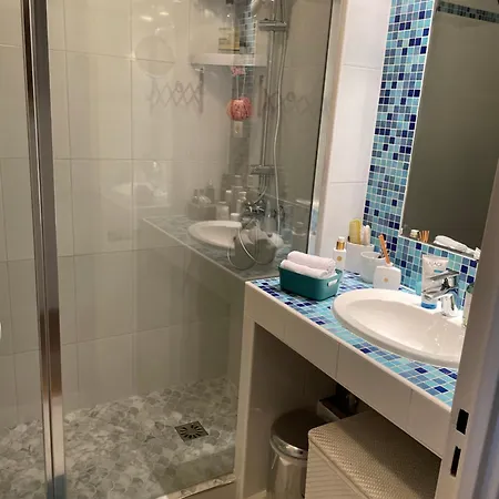 Chambre Chez L'Habitant Avec Salle De Bain A Partager - Homestay Paris Exterior foto